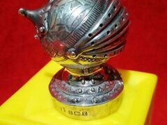 Solnita victoriana coif de cavaler din argint